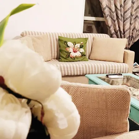 Apartamento Louizas *
