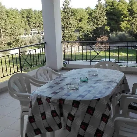 Louizas Apartamento